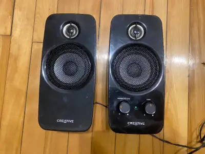 Creative Inspire T10 2.0 Speaker System / Haut-parleurs pour PC, View more
