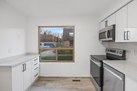 Round Tree Manor Located at Dynes Rd and Prospect St. Stunning 3 Bedroom Town Home Townhome Amenitie... (image 5)
