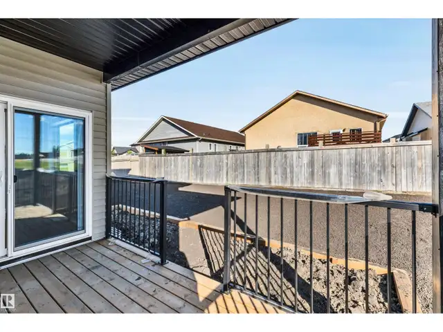 4305 Cedar Drive Wetaskiwin, Alberta in Houses for Sale in Edmonton - Image 8