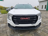 2023 GMC Terrain SLE AWD with only 45,821 km! Vehicle History Report Available See Carfax report lin... (image 1)