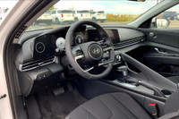 Power Sunroof,10.25 Inch Digital Cluster,10.25 Inch Touchscreen,dual Zone Auto Temp Control,bluelink... (image 7)