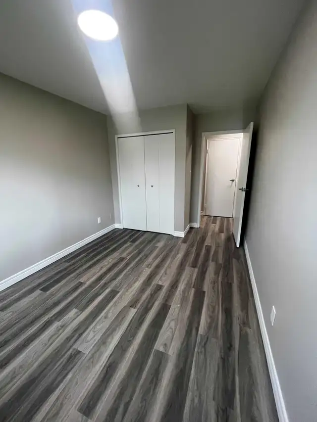 1 Month Free | Renovated 2-Bedroom | In-Suite Laundry | Balcony in Long Term Rentals in Sarnia - Image 15