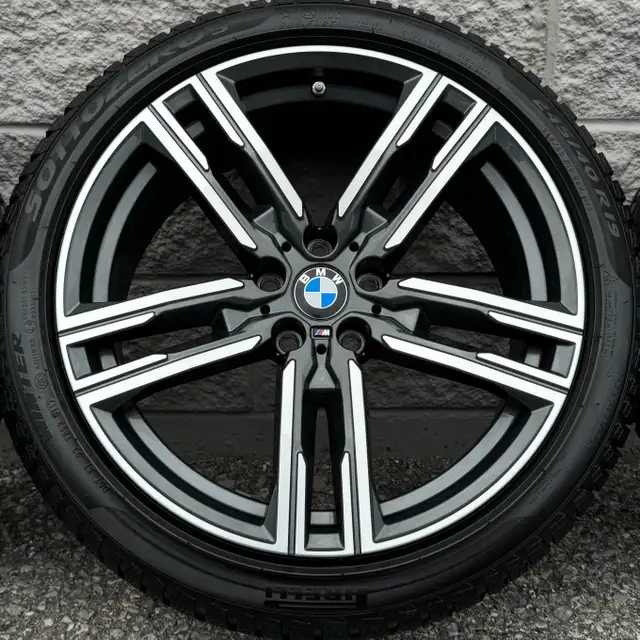 (98%) 4x BMW 5 | 8 Series 19" OEM Winter Wheels Package in Tires & Rims in City of Toronto - Image 5