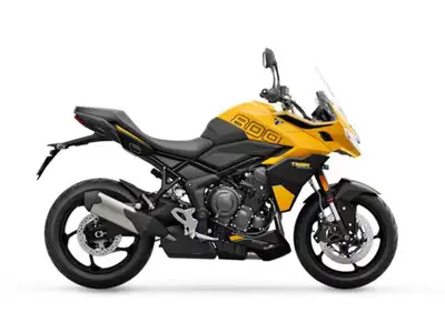 BLOWOUT PRICING Price, plus freight, PDI, fees and taxes. Retail Promotions Available! 2025 Triumph...