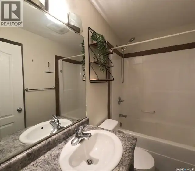 101 221 Main STREET S Moose Jaw, Saskatchewan in Condos for Sale in Moose Jaw - Image 23