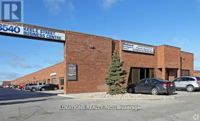 Keele St. Ind. Unit / zoning allow automotive uses ( no oil changes ) / oversized drive-in door, 300...