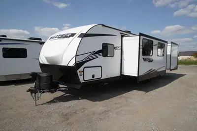 Welcome to Longhaul Trailer Sales Inc 2023 Prime Time RV Tracer ...