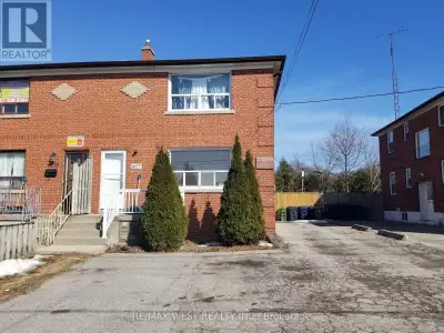 MAIN - 2077 KIPLING AVENUE Toronto (Rexdale-Kipling), Ontario