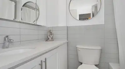 Crystal Arms - 1 Bedroom Apartment for Rent