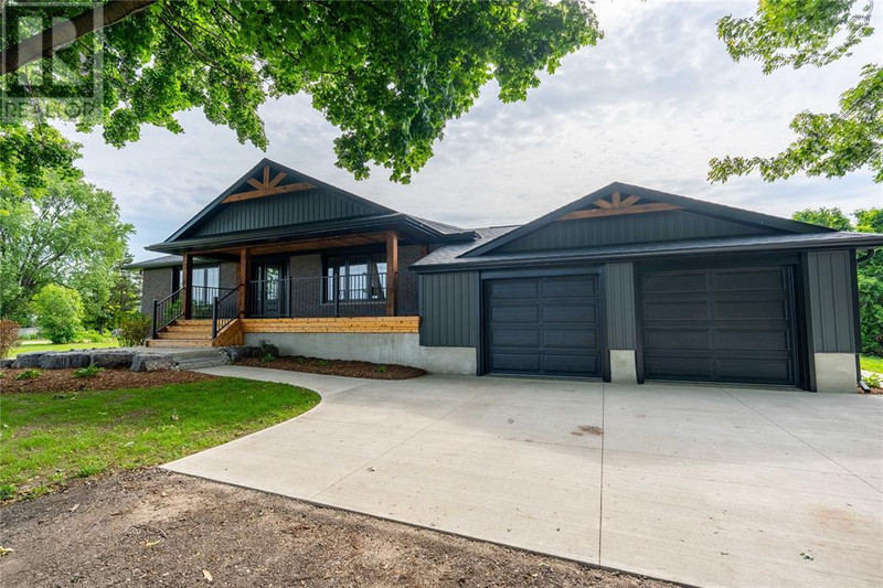 6068 BLACKWELL Sideroad Sarnia, Ontario Houses for Sale Sarnia Kijiji