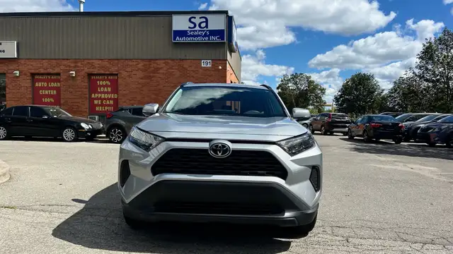 2021 Toyota RAV4 LE -NO ACCIDENT-LOW MILEAGE-BLIND SPOT MONITOR- in Cars & Trucks in Markham / York Region - Image 3