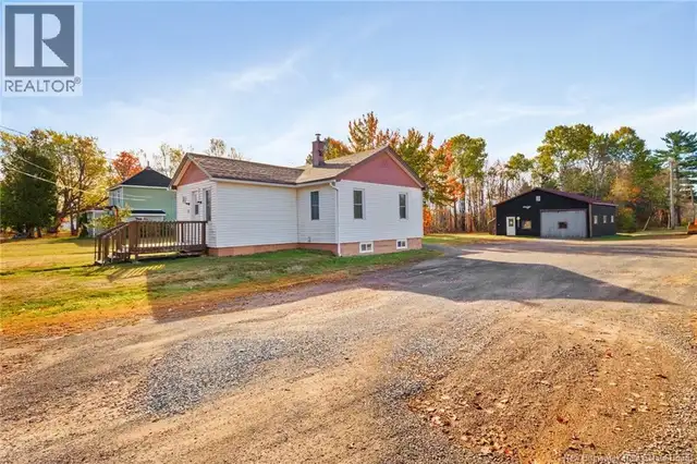15 Centennial Drive Minto, New Brunswick in Houses for Sale in Fredericton - Image 2