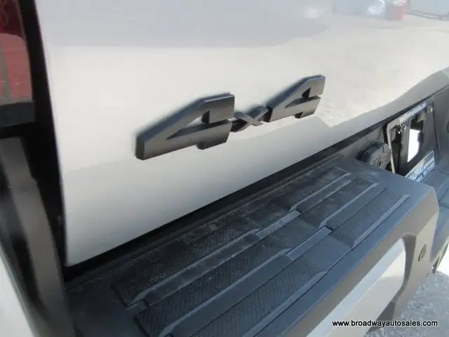 2024 Toyota Tacoma LIKE NEW TRD-VERSION 5 PASSENGER 2.4L - DOHC. in Cars & Trucks in Markham / York Region - Image 19