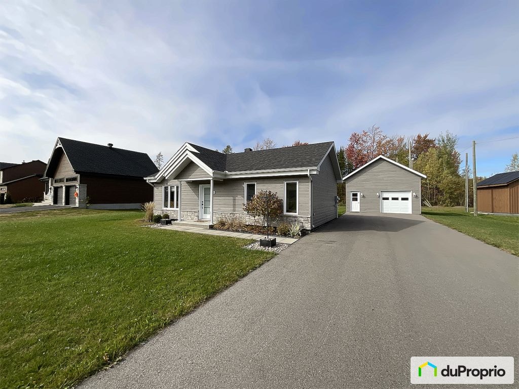 $395,000 - Bungalow for sale in Bécancour (Gentilly) — photo 1