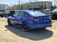 AMVIC Licensed Dealer * Heated Front Seats & Steering Wheel * Rear Vision Camera * Cruise * Remote S... (image 5)