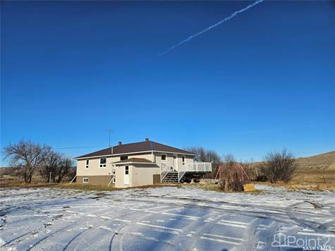 Wills Acreage in Houses for Sale in Swift Current