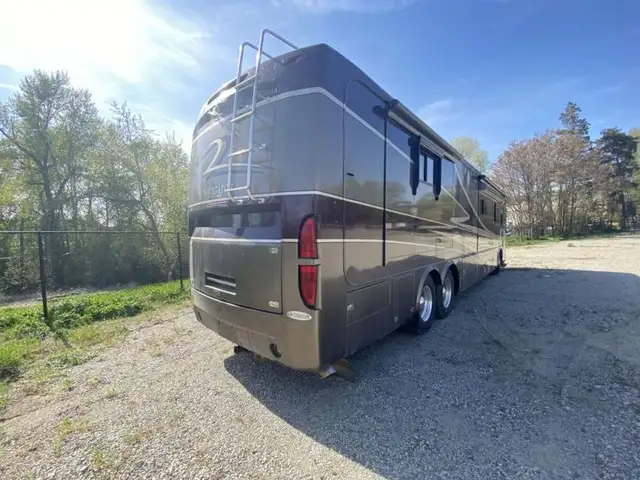 2006 Holiday Rambler Navigator 43PBQ in RVs & Motorhomes in Kelowna - Image 6