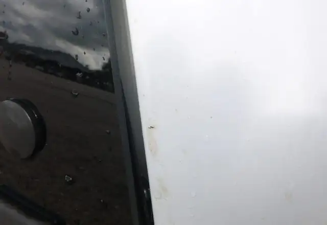 2007 - 2013 Chevrolet Silverado 6'6 CREW Cab 50 Olympic White in Other Parts & Accessories in Kitchener / Waterloo - Image 5