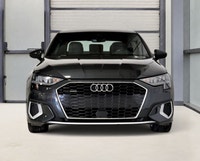 Traction intégrale Audi quattro / Apple Carplay + Android Auto / Sièges en cuir chauffants / Entrée... (image 3)