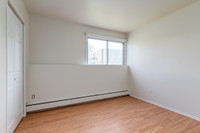 Discover your new home at Newell Manor Apartments, where modern living meets urban convenience. Idea... (image 3)