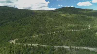 Off Grid property for sale in Beaverdell B.C. Join us in a small community with your own 2.5 acre pr...