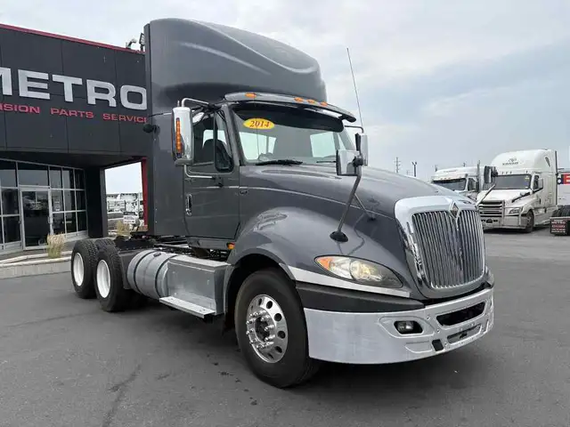 2015 International Prostar SELLING AS-IS in Heavy Trucks in Hamilton - Image 5