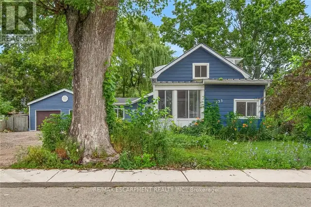 233 NORTH CAYUGA STREET W Haldimand (Dunnville), Ontario in Houses for Sale in Hamilton - Image 3