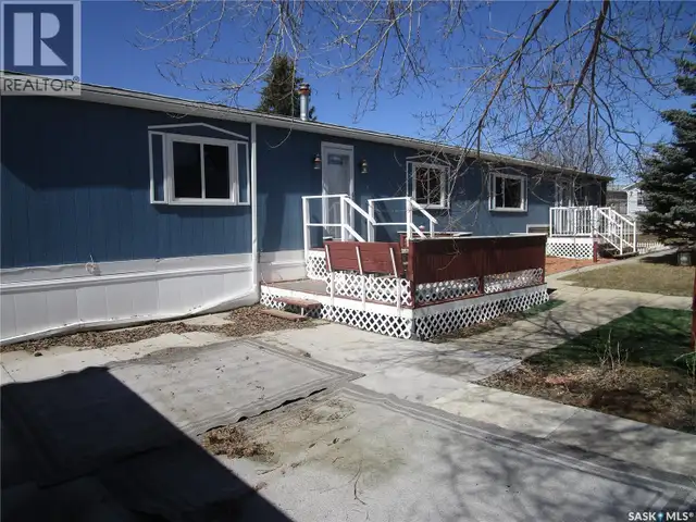 28 Crystal DRIVE Edenwold Rm No.158, Saskatchewan in Houses for Sale in Regina - Image 3