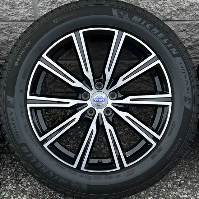 (97%) 4x Volvo XC60 19" OEM Winter Wheels Package in Tires & Rims in City of Toronto - Image 4