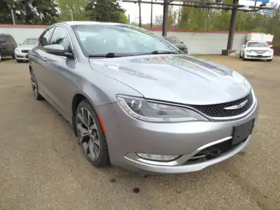 *12M/20K POWER TRAIN WARRANTY INCLUDED ON LISTED PRICE* OPTIONS INCLUDE VOICE ACTIVATED NAVIGATION,...