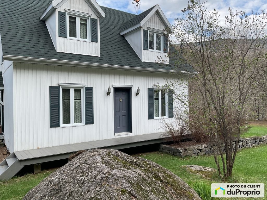 $825,000 - 2 Storey for sale in Ste-Brigitte-De-Laval — photo 1