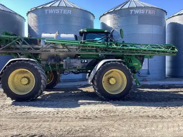 2022 John Deere 616R in Farming Equipment in Swift Current - Image 7