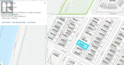 LAND ASSEMBLY - Excellent development opportunity in the core of downtown Squamish. Two adjacent lot...