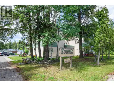 This bright and inviting 2-bedroom, 1-bath top-floor unit offers the perfect blend of comfort and co...