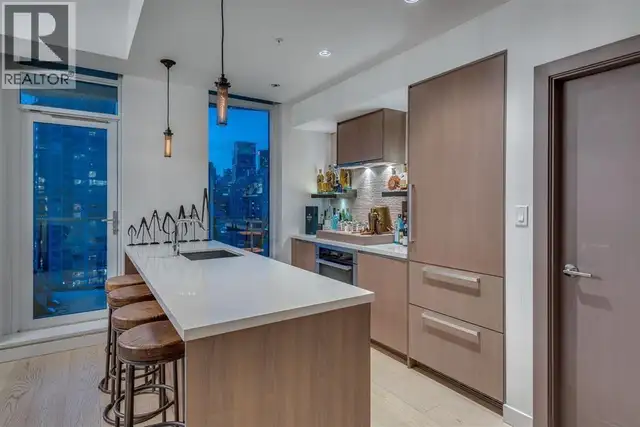 PH2015 68 SMITHE STREET Vancouver, British Columbia in Long Term Rentals in Vancouver - Image 7