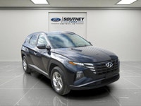 Heated seats, heated steering wheel, remote start, dual climate control, power sunroof, power liftga... (image 6)