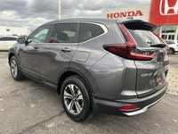 Embrace your daily adventures and family journeys with confidence in this 2022 Honda CR-V LX, elegan... (image 6)