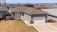 30 Everton CRESCENT Moose Jaw, Saskatchewan