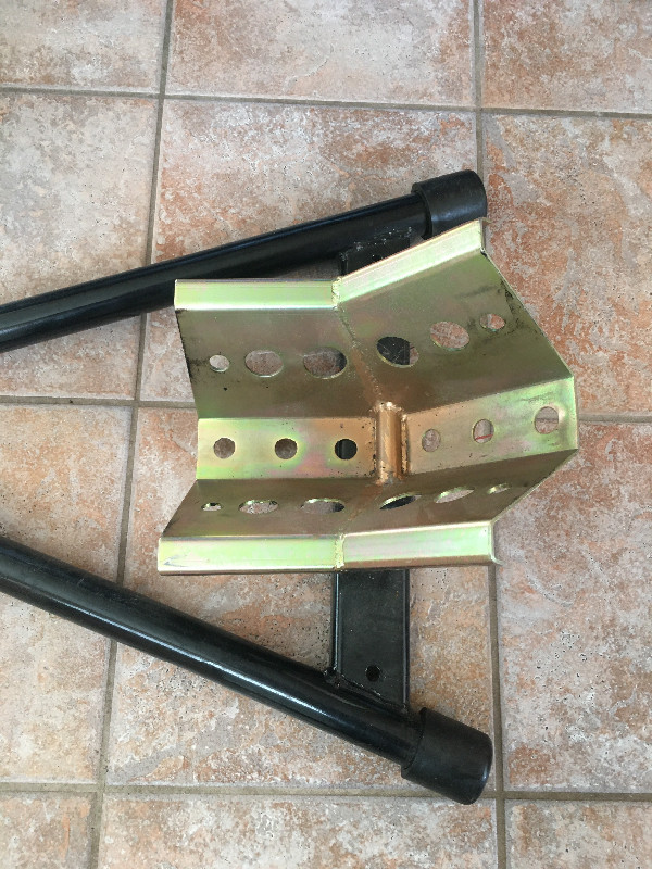 Motorcycle Wheel Stand in Motorcycle Parts & Accessories in London - Image 3