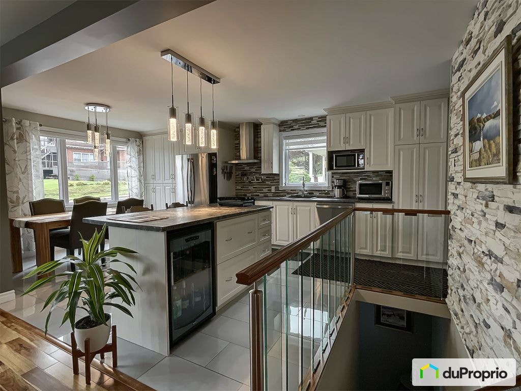 $415,000 - Bungalow for sale in La Baie — photo 3