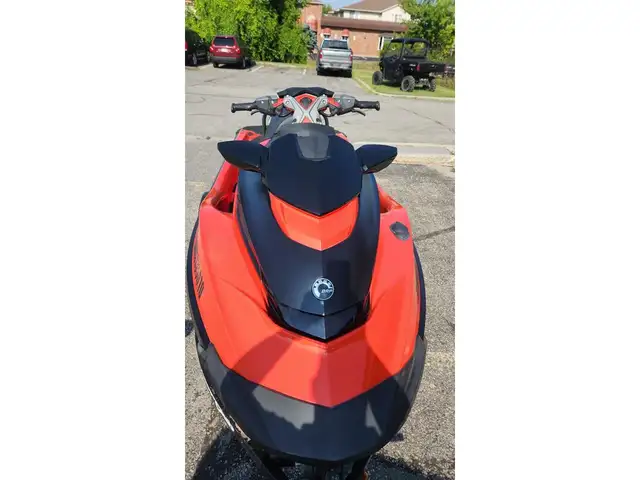 2017 Sea-Doo 2017 RXT X 300 in Personal Watercraft in Sarnia - Image 4