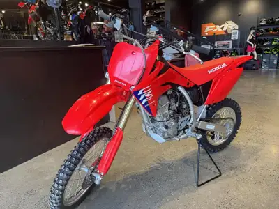 2026 Honda CRF 150R 5 vitesses, 1 cylindres, Essence, Système de refroidissement: Refroidi au liquid...