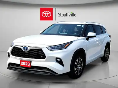 THIS 2023 TOYOTA HIGHLANDER AWD HYBRID XLE HAS 4 NEW TIRES INSTALLED AND WAS BOUGHT AND SERVICED THR...