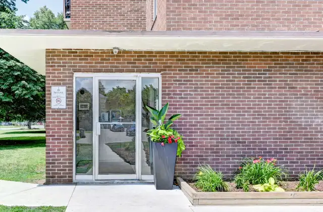 26 Willow Road Apartments - 2 Bedroom Apartment for Rent - Guelp in Long Term Rentals in Guelph - Image 4