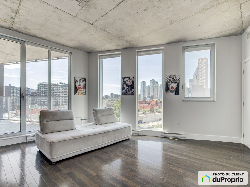 $679,900 - Condominium in Ville-Marie (downtown, old Mtl) — photo 1