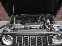 This Jeep Wrangler boasts a Regular Unleaded V-6 3.6 L/220 engine powering this Automatic transmissi... (image 5)