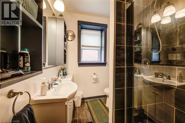 24 HOHNER Avenue Kitchener, Ontario in Houses for Sale in Kitchener / Waterloo - Image 13
