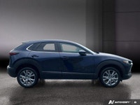 Le Mazda CX-30 GS AWD 2025 se positionne comme un multisegment compact polyvalent qui combine design... (image 7)
