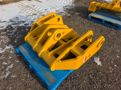 WBM Hydraulic Wheel Loader Q/A Quick Attach Coupler to fit John Deere 524 544 J/K/L/P Wheel Loaders...