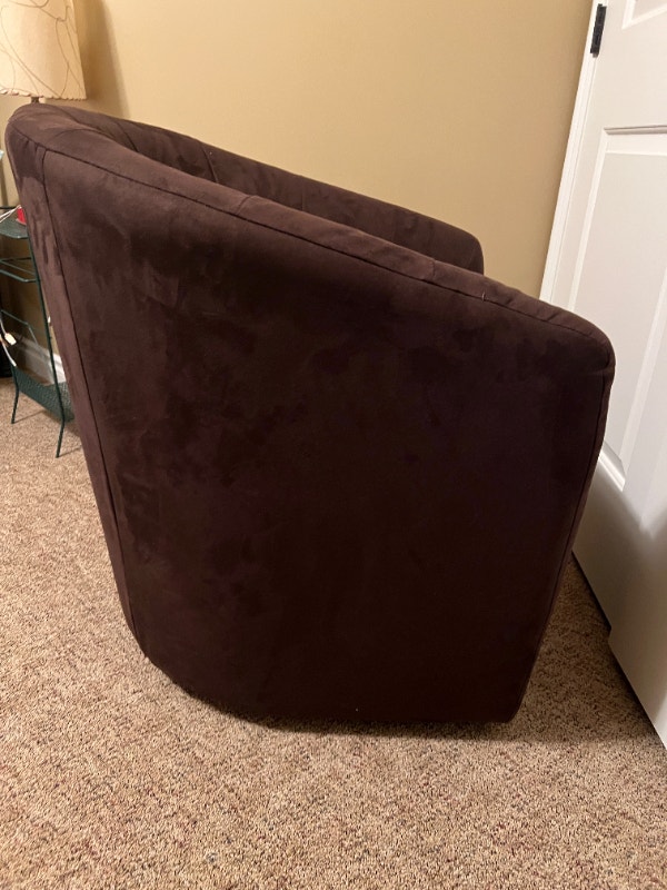 Natuzzi Tub Chair Chairs & Recliners Saskatoon Kijiji